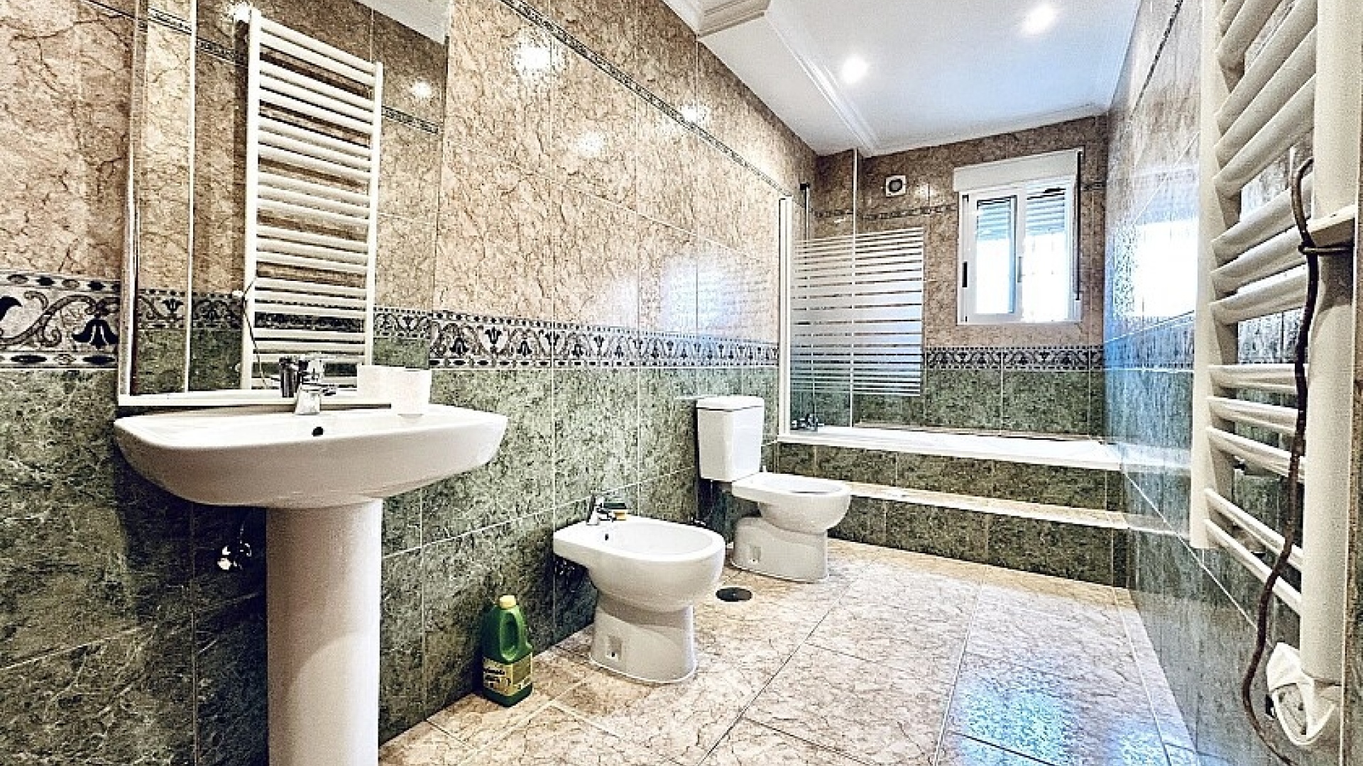 Återförsäljning - Radhus - Villamartin - La Fuente