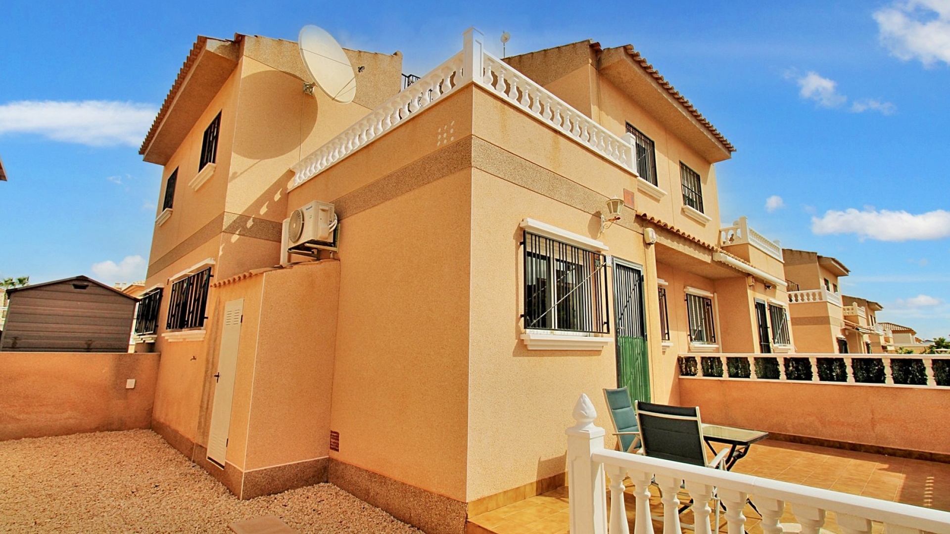 Återförsäljning - Radhus - Villamartin