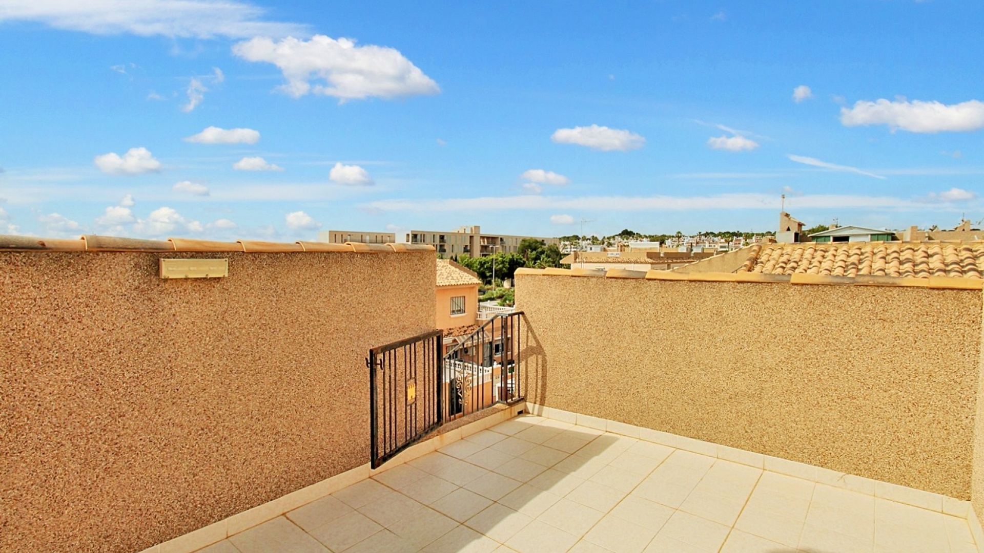 Återförsäljning - Radhus - Villamartin