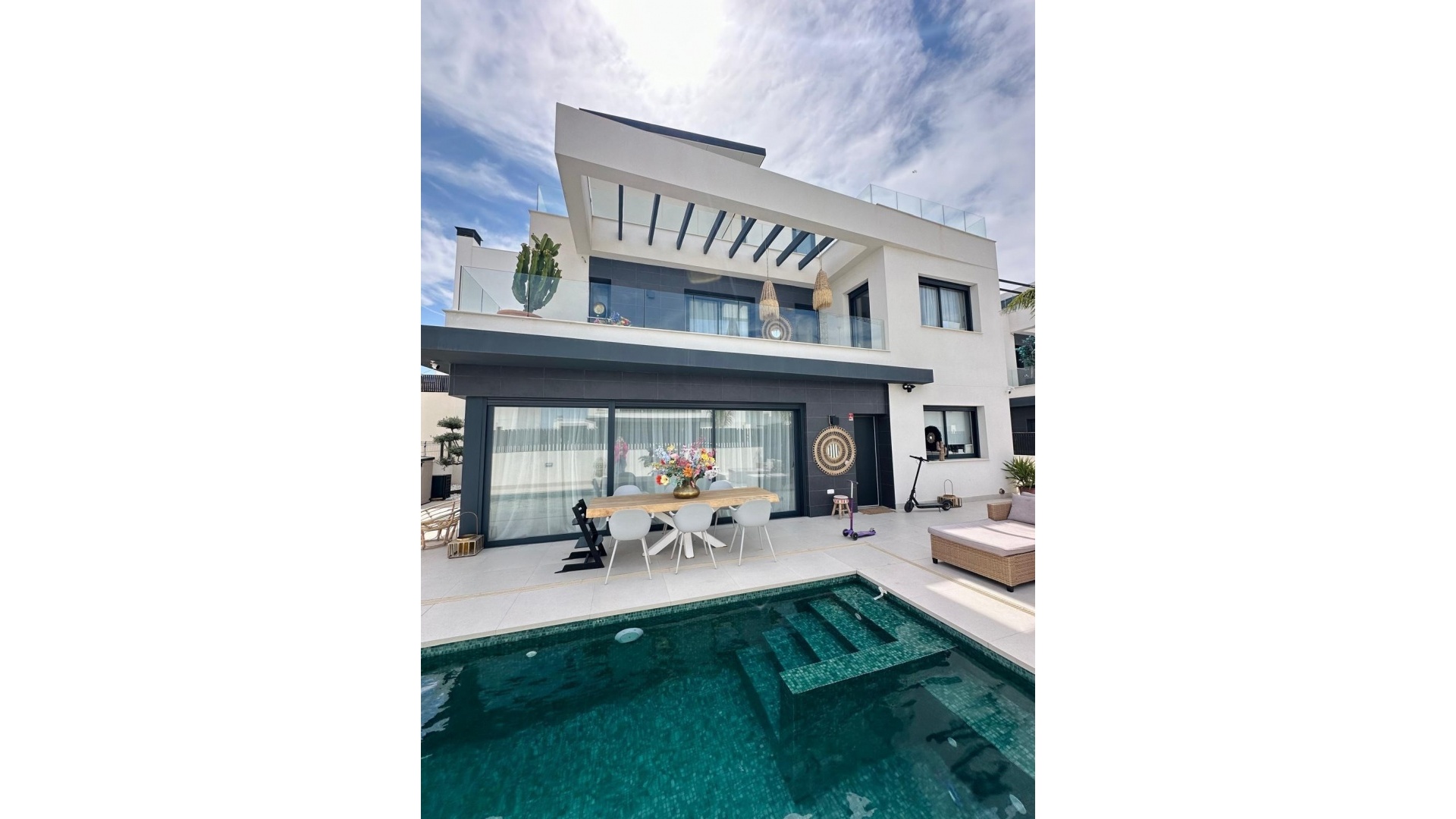 Återförsäljning - Villa - Algorfa - La Finca Golf Resort