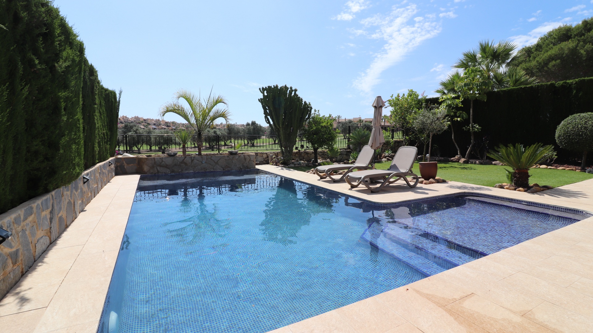 Återförsäljning - Villa - Algorfa - La Finca Golf Resort