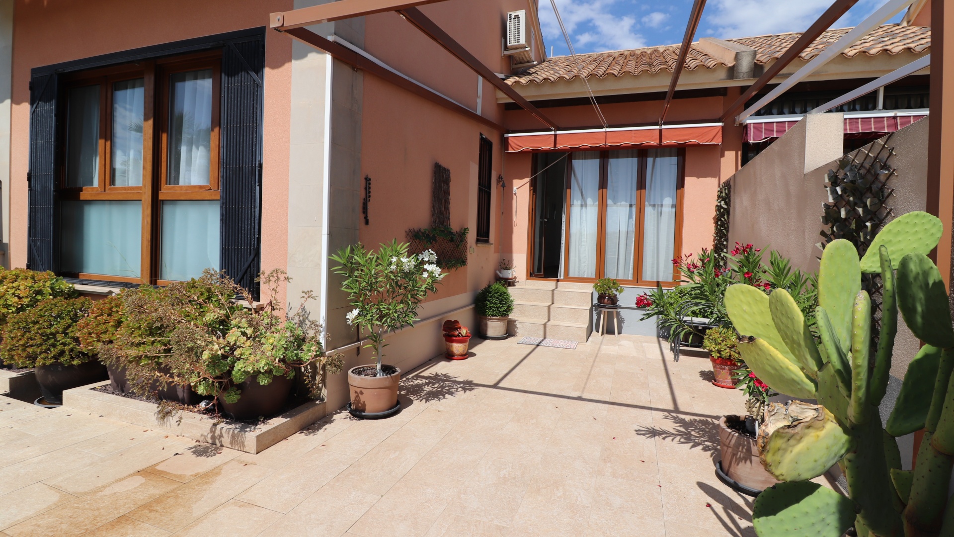 Återförsäljning - Villa - Algorfa - La Finca Golf Resort