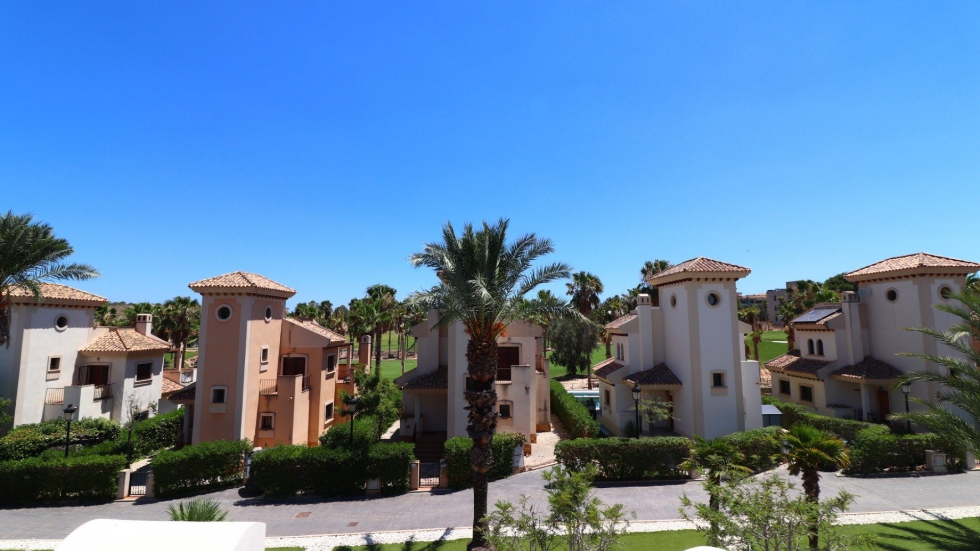 Återförsäljning - Villa - Algorfa - La Finca Golf