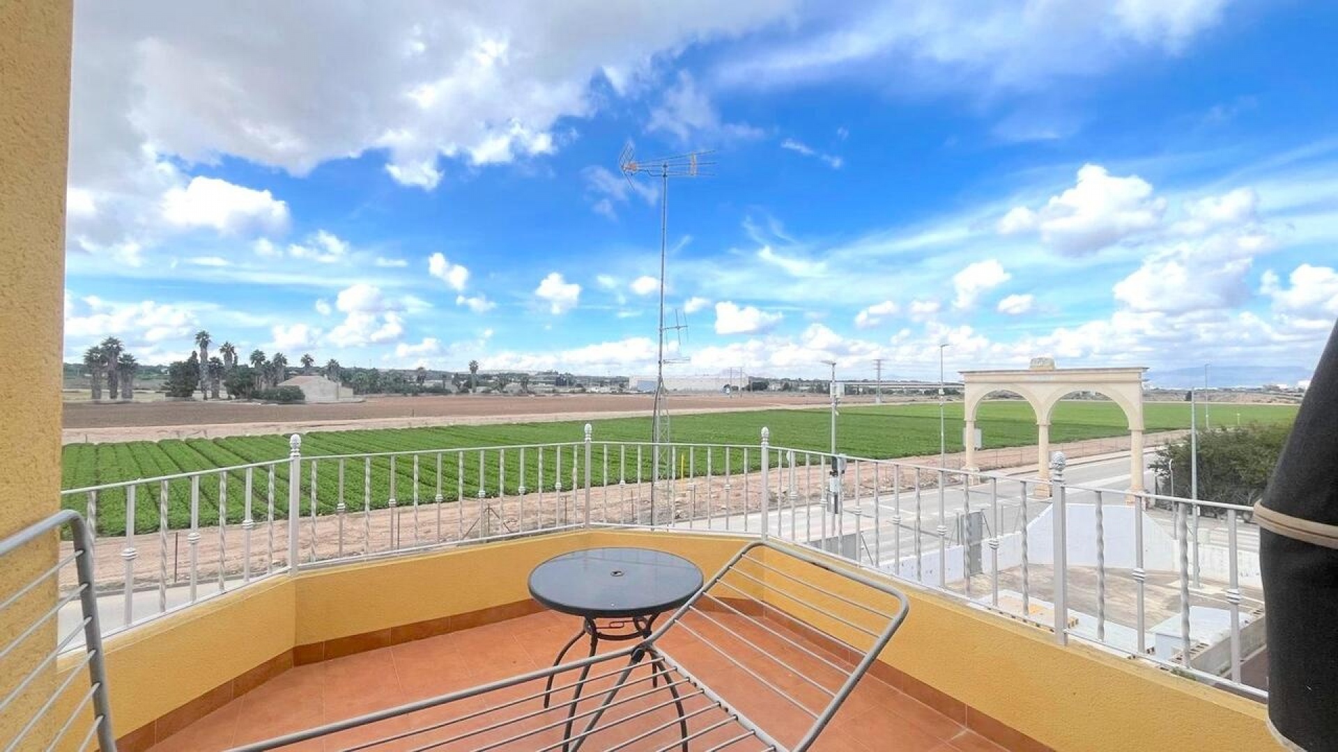 Återförsäljning - Villa - Algorfa