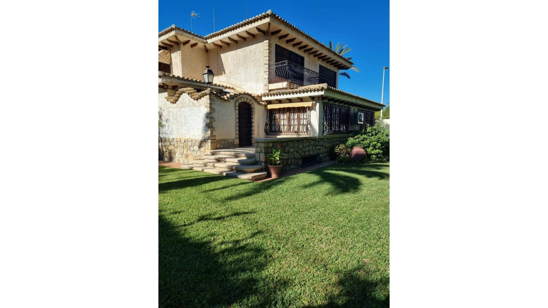 Återförsäljning - Villa - Alicante - Alicante Centro