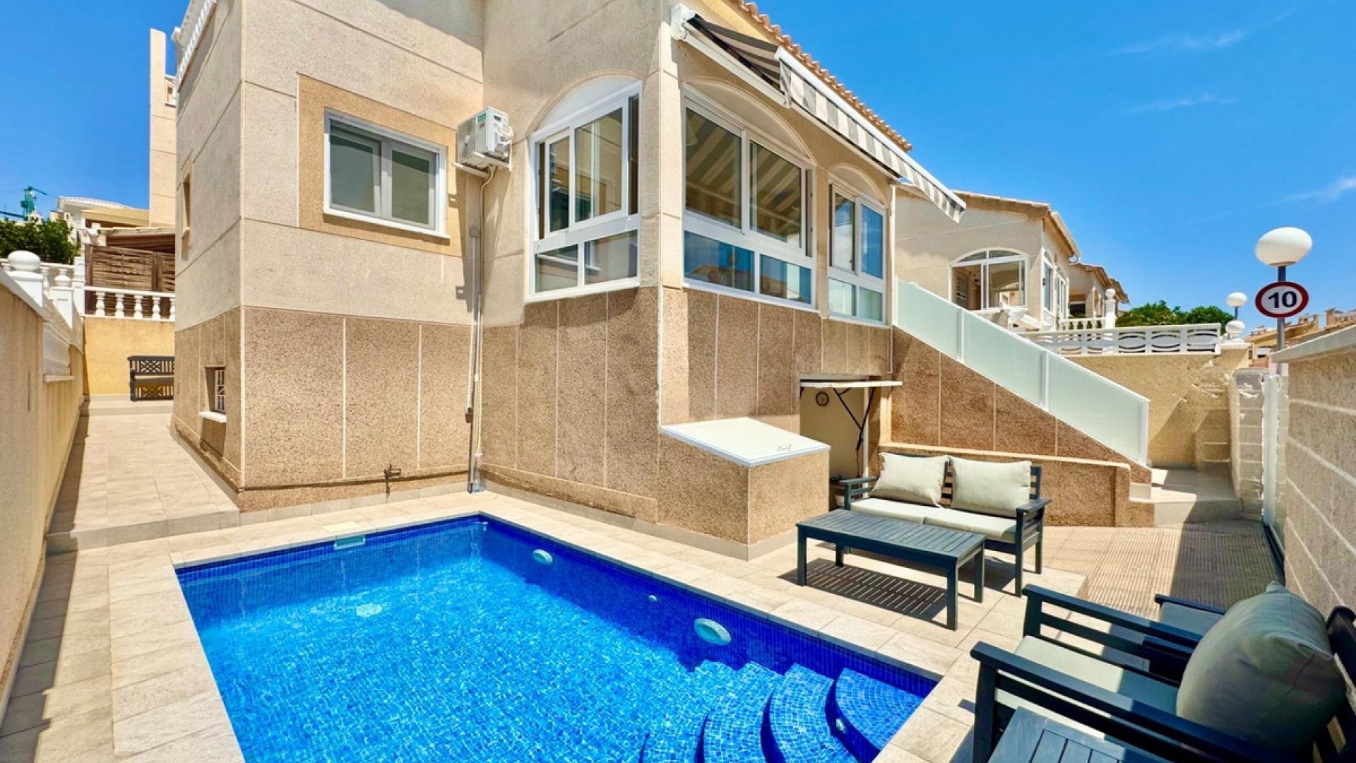 Återförsäljning - Villa - Alicante - La Florida