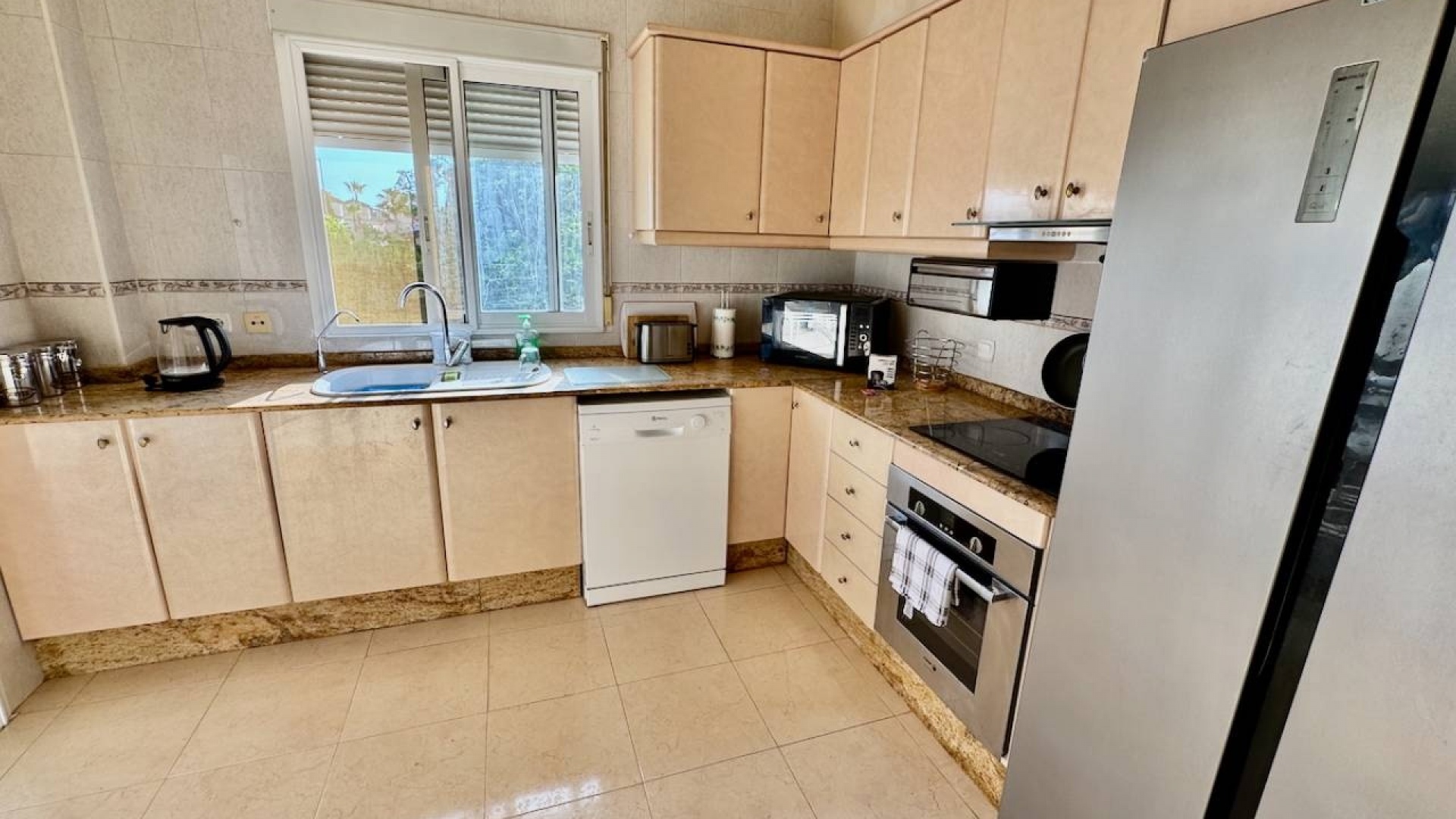 Återförsäljning - Villa - Benferri