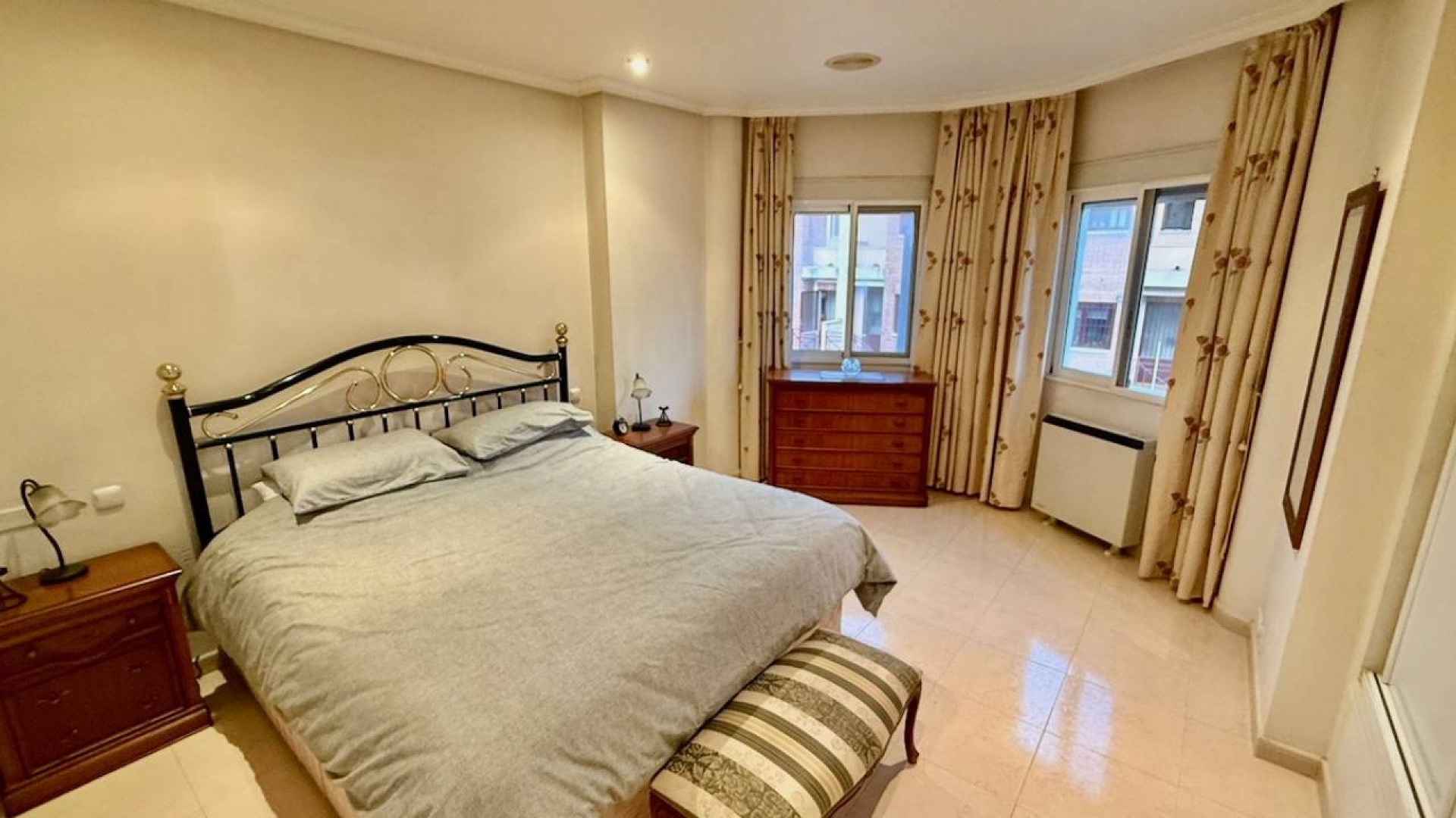 Återförsäljning - Villa - Benferri