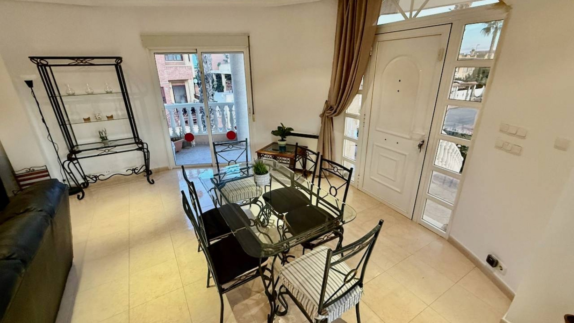 Återförsäljning - Villa - Benferri