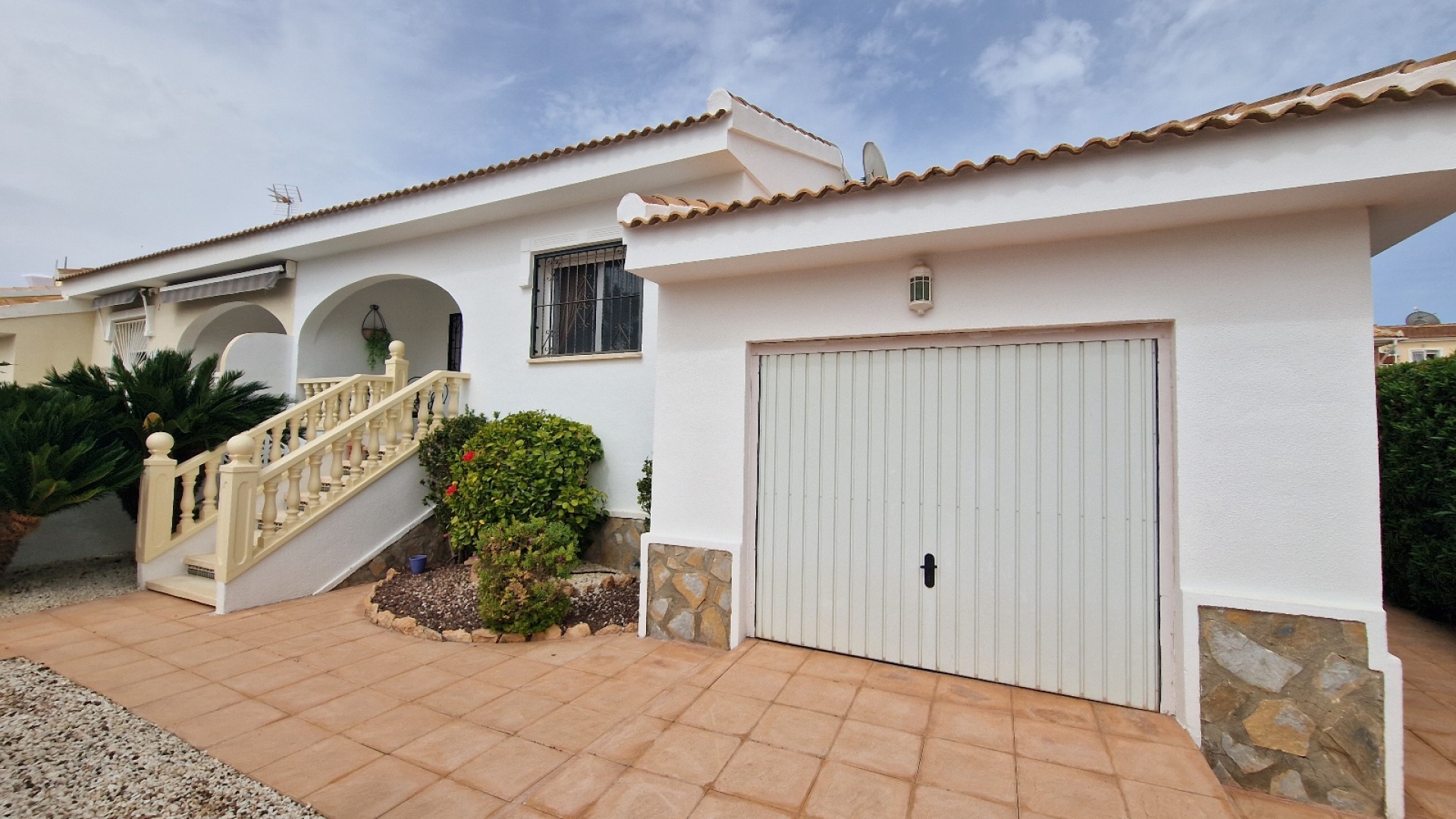 Återförsäljning - Villa - Benijofar - Monte Azul