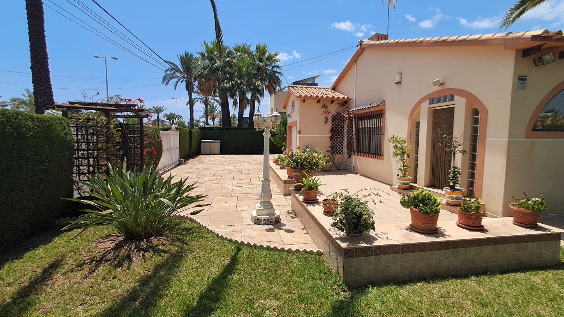 Återförsäljning - Villa - Cabo Roig - beachside cabo roig