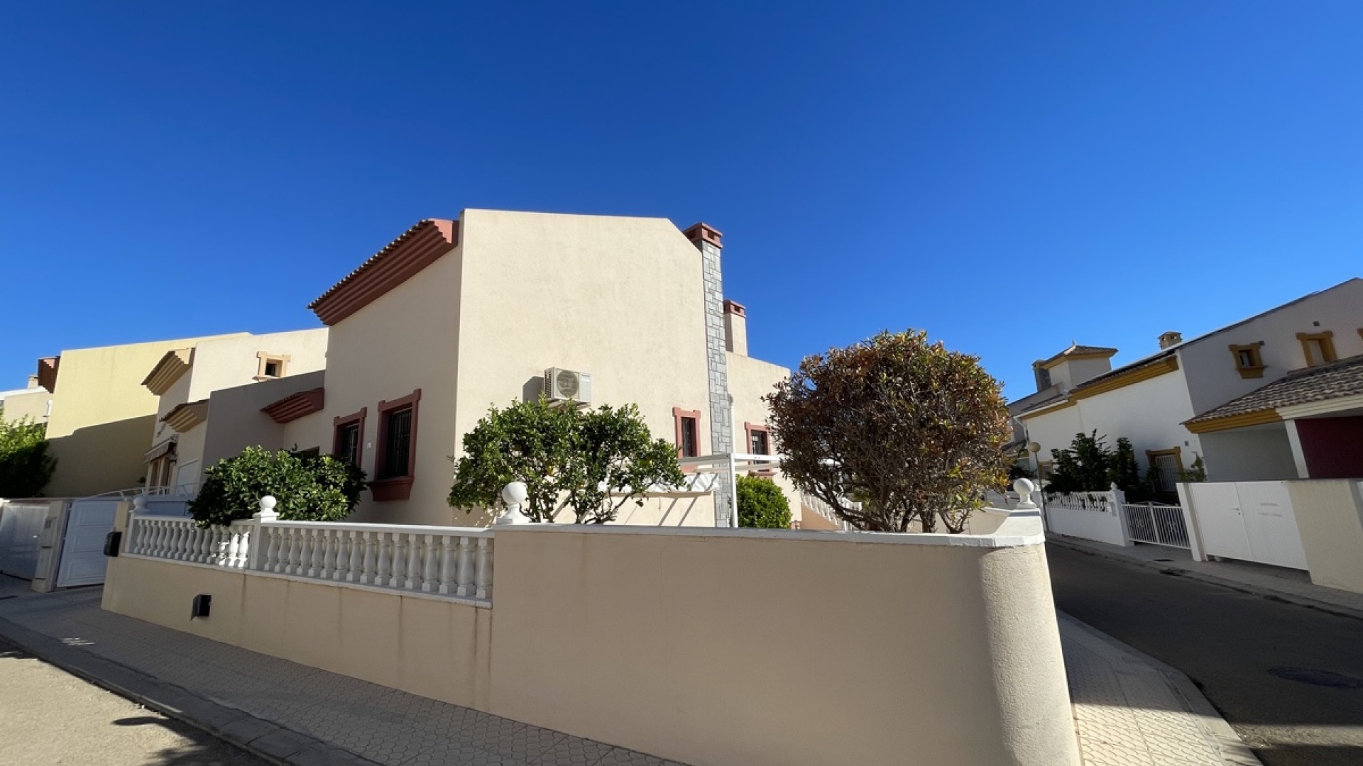 Återförsäljning - Villa - Cabo Roig - beachside cabo roig