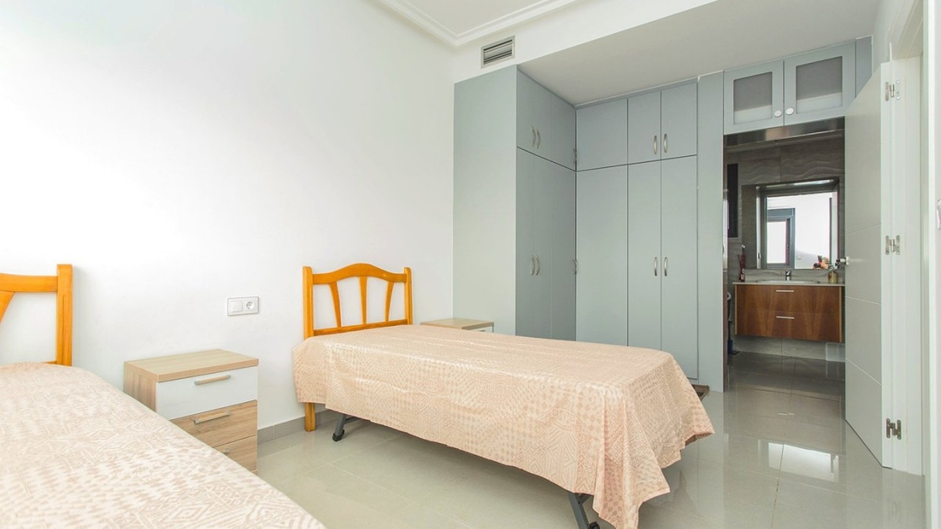 Återförsäljning - Villa - Cabo Roig - Costa Blanca South