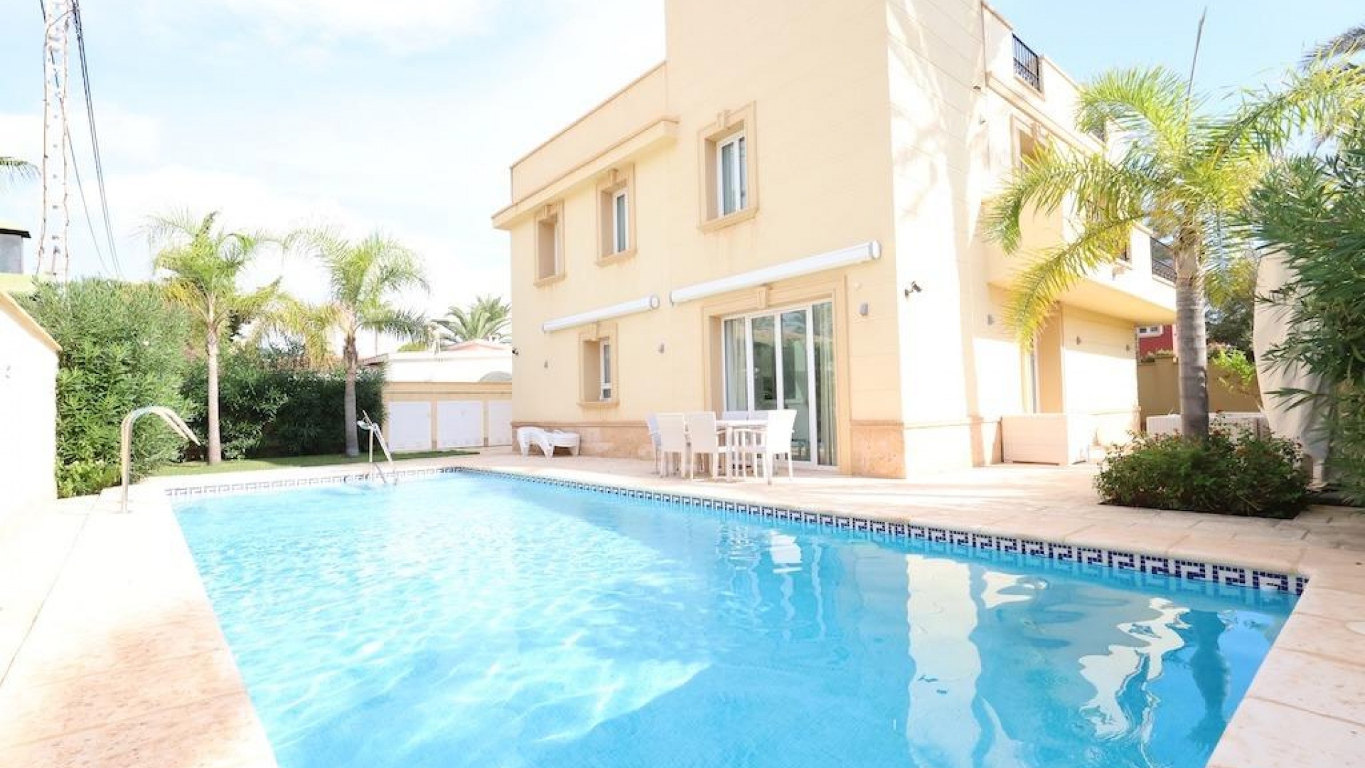 Återförsäljning - Villa - Cabo Roig - Costa Blanca