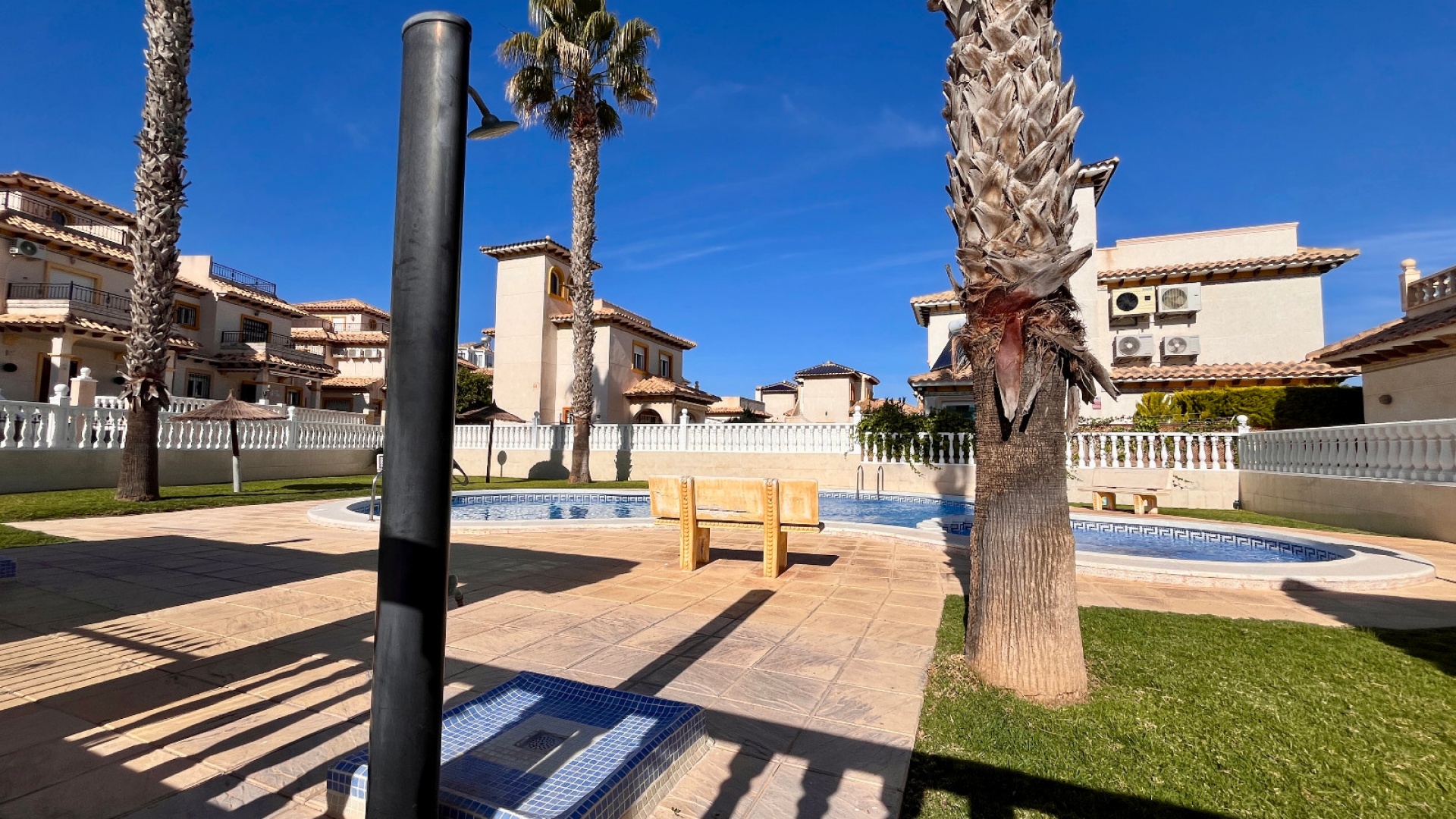 Återförsäljning - Villa - Cabo Roig - la regia