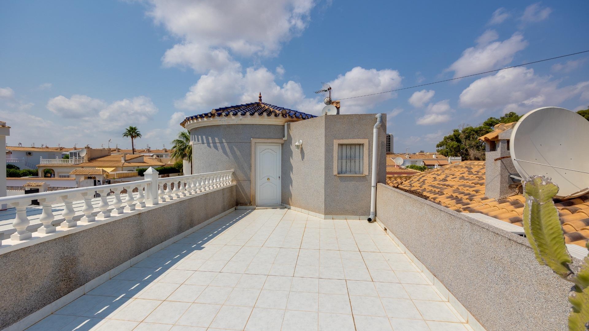 Återförsäljning - Villa - Cabo Roig - la regia