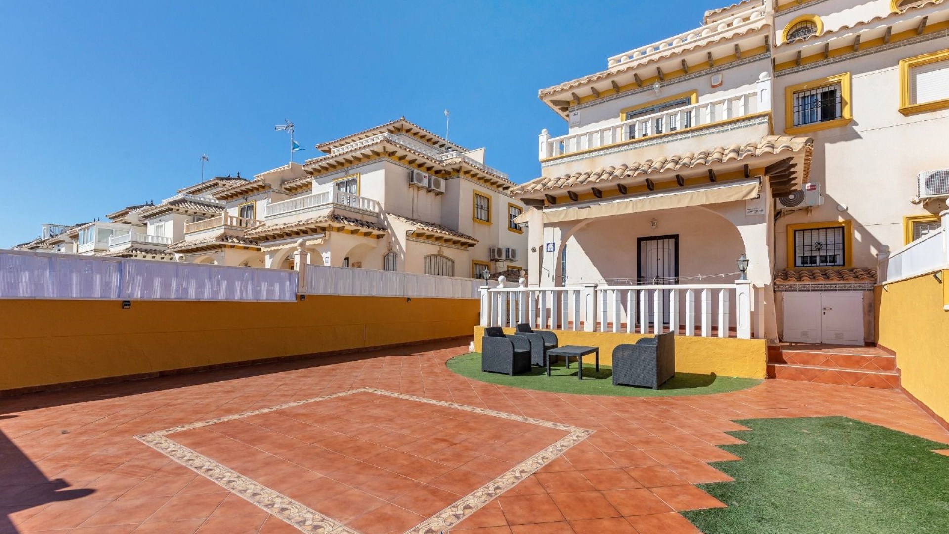 Återförsäljning - Villa - Cabo Roig - Lomas de Cabo Roig