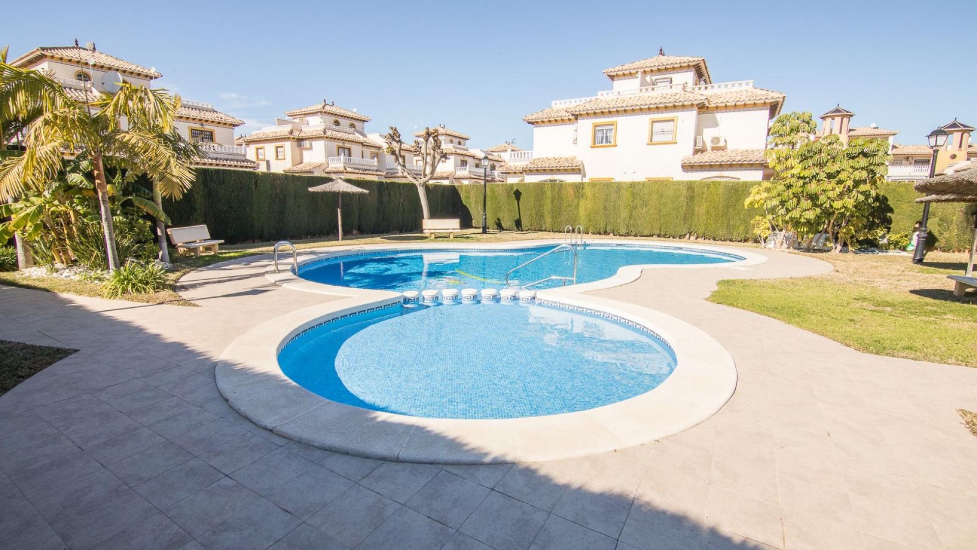 Återförsäljning - Villa - Cabo Roig - Lomas de Cabo Roig