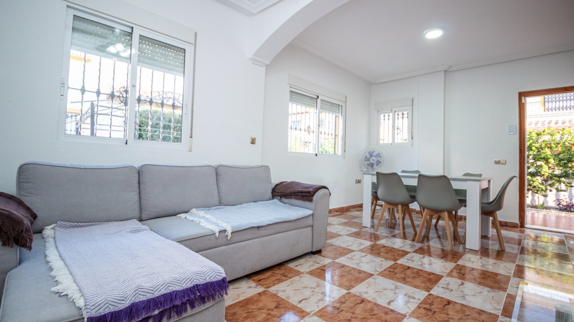 Återförsäljning - Villa - Cabo Roig - san jose