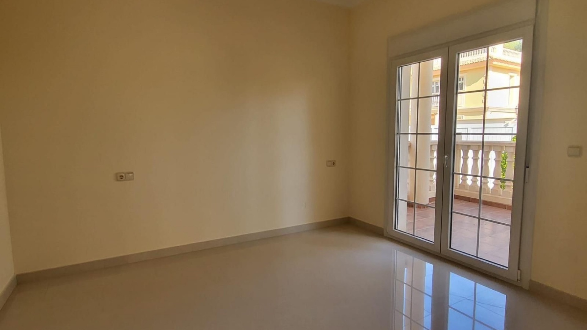 Återförsäljning - Villa - Cabo Roig