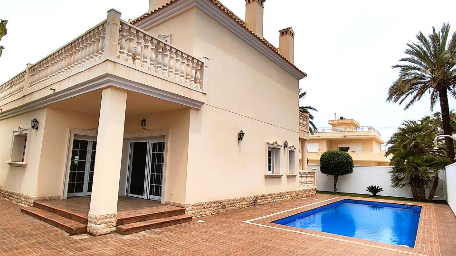 Återförsäljning - Villa - Cabo Roig