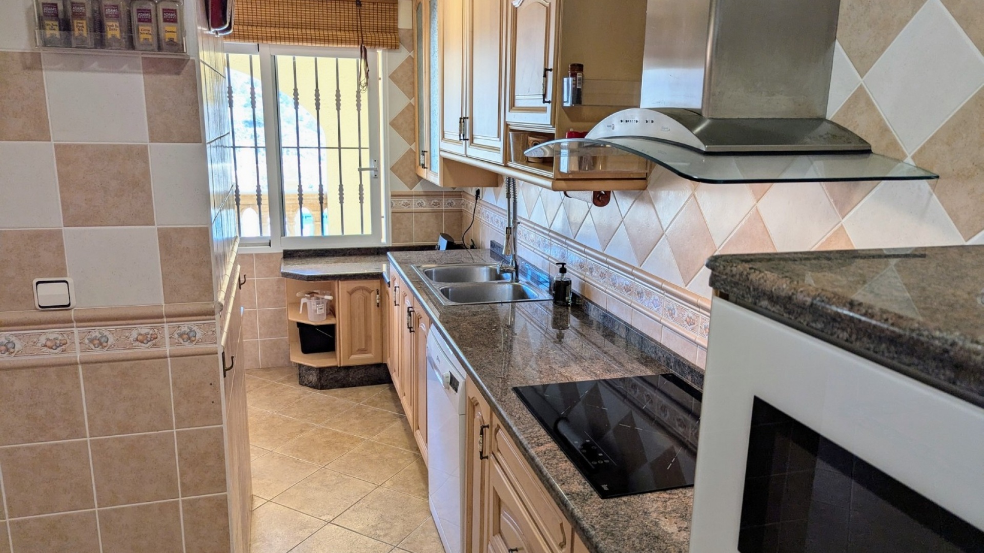 Återförsäljning - Villa - Calpe - Maryvilla