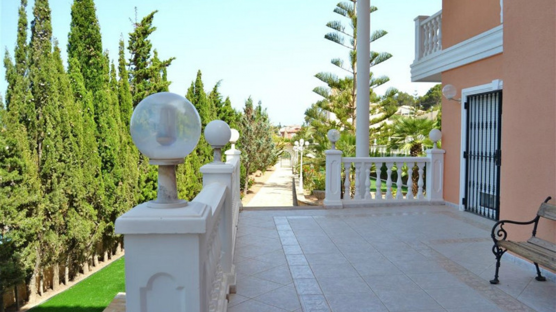 Återförsäljning - Villa - Calpe