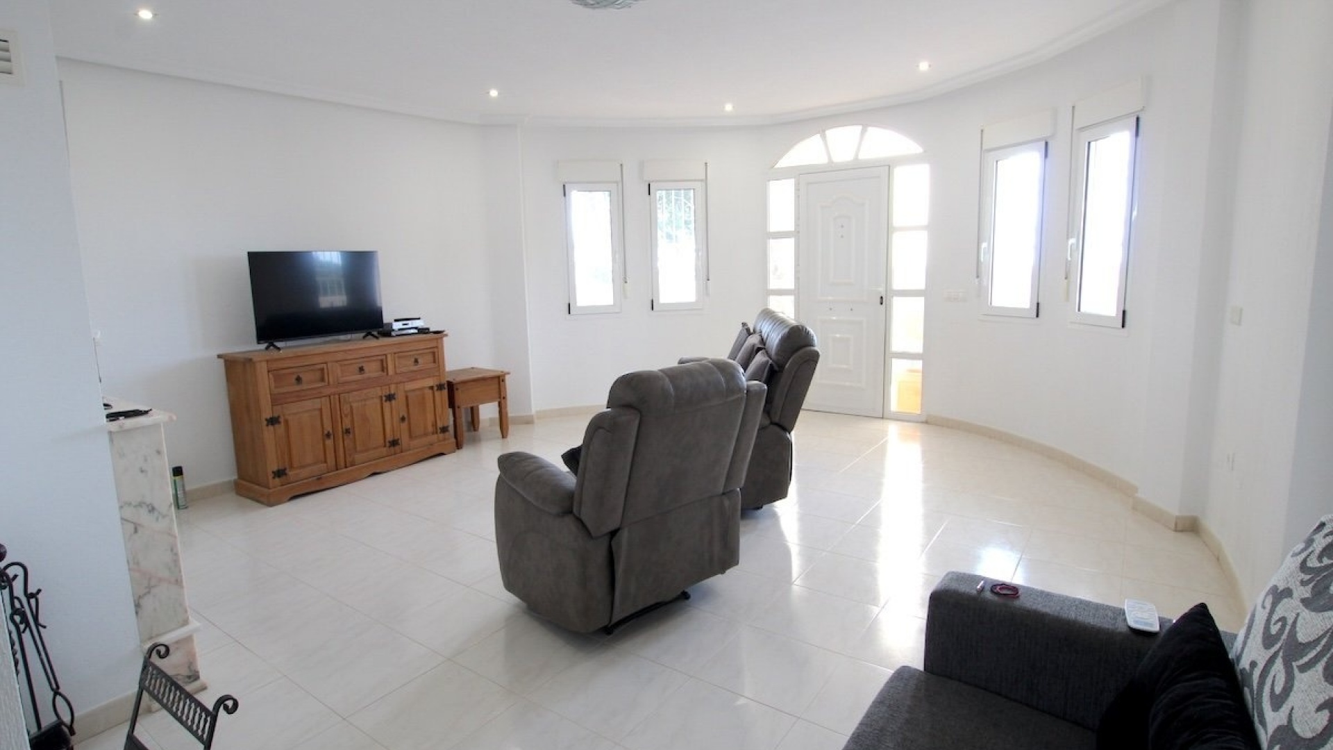 Återförsäljning - Villa - Campoamor - lomas de don juan