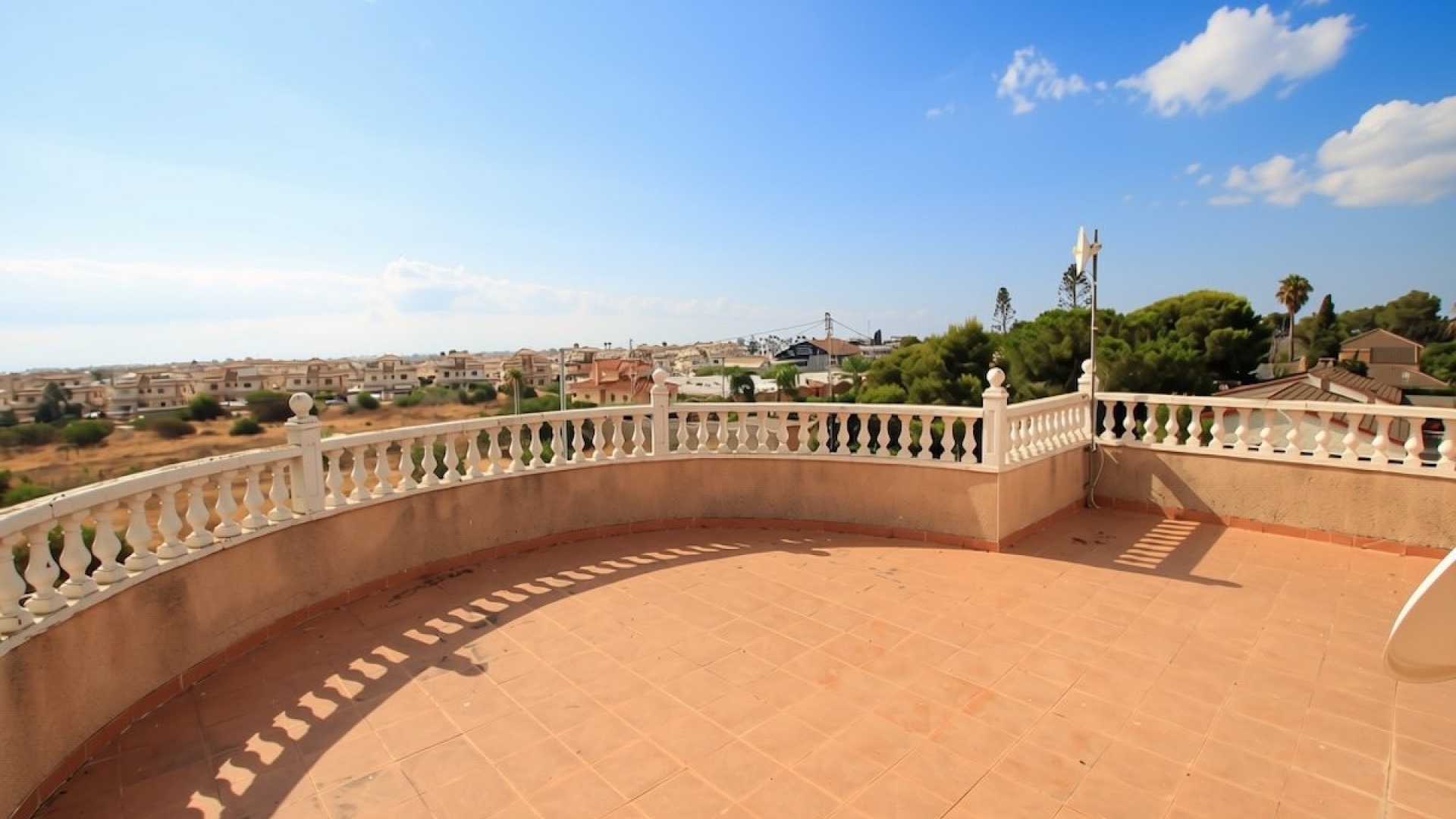 Återförsäljning - Villa - Campoamor - lomas de don juan