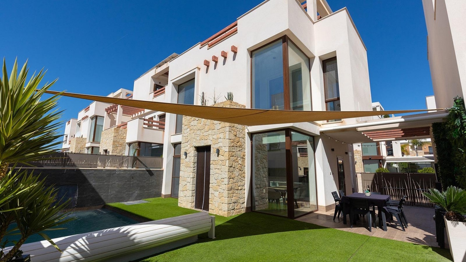 Återförsäljning - Villa - Ciudad Quesada - pueblo bravo
