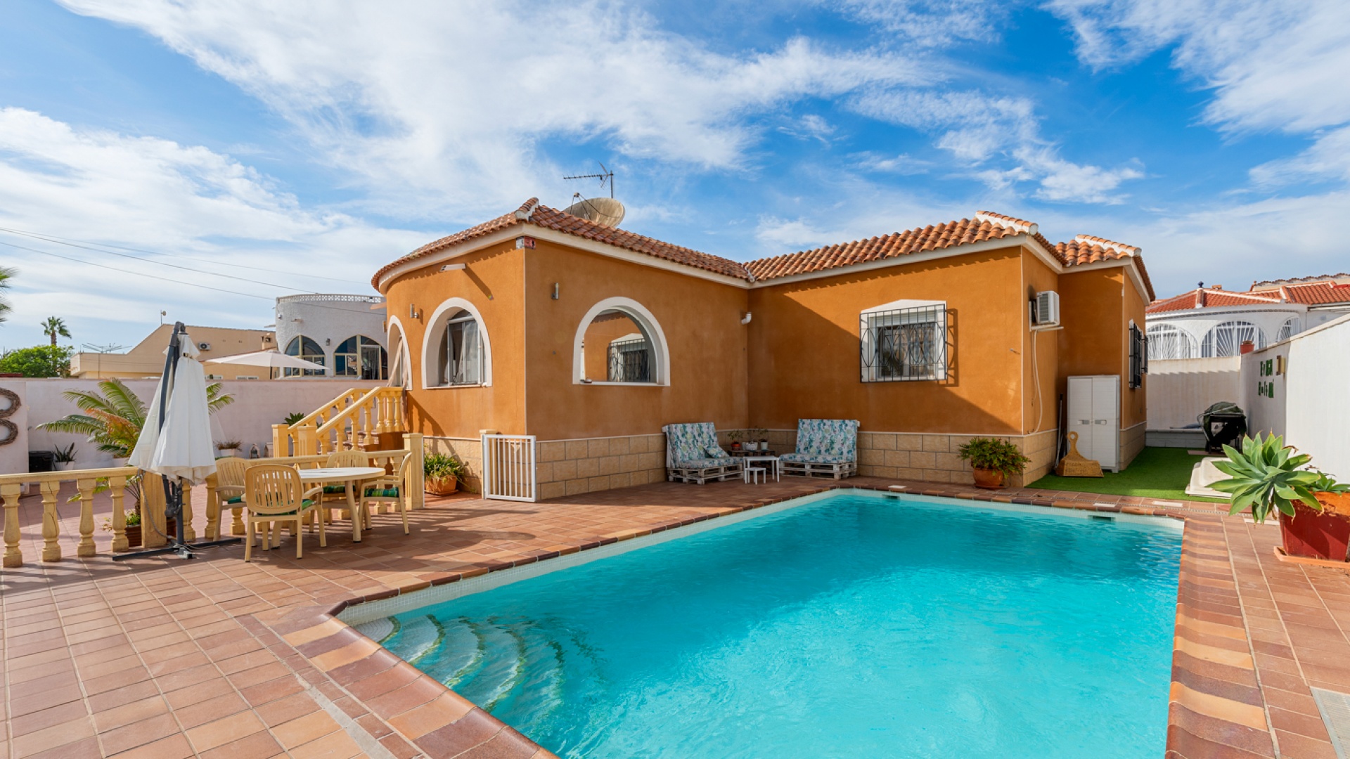 Återförsäljning - Villa - Ciudad Quesada - Rojales