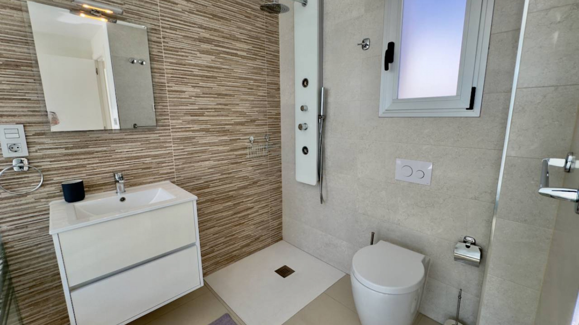 Återförsäljning - Villa - Ciudad Quesada