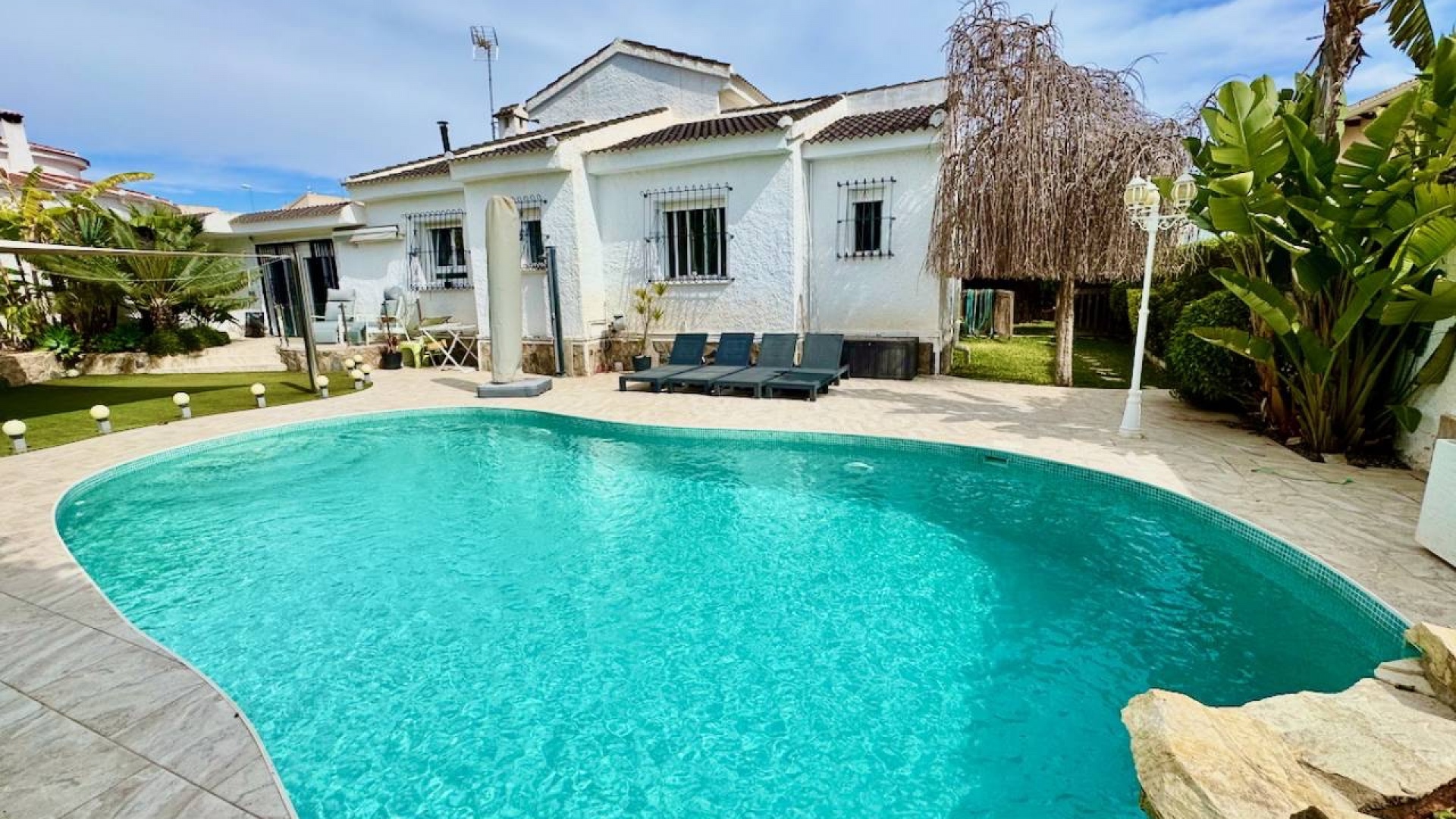 Återförsäljning - Villa - Ciudad Quesada