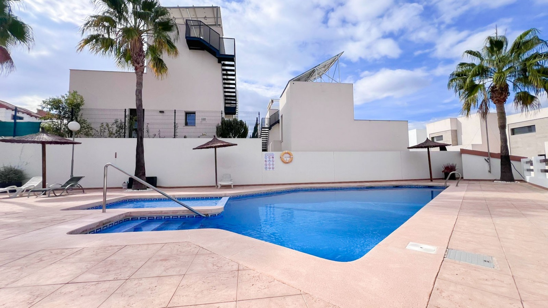 Återförsäljning - Villa - Ciudad Quesada