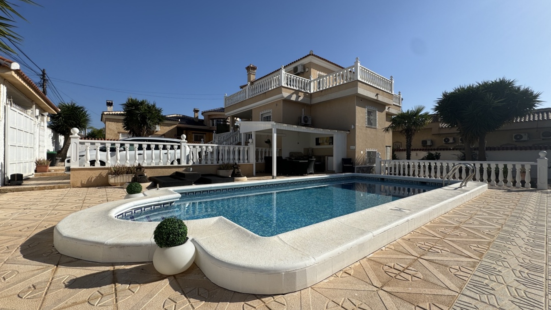 Återförsäljning - Villa - Ciudad Quesada