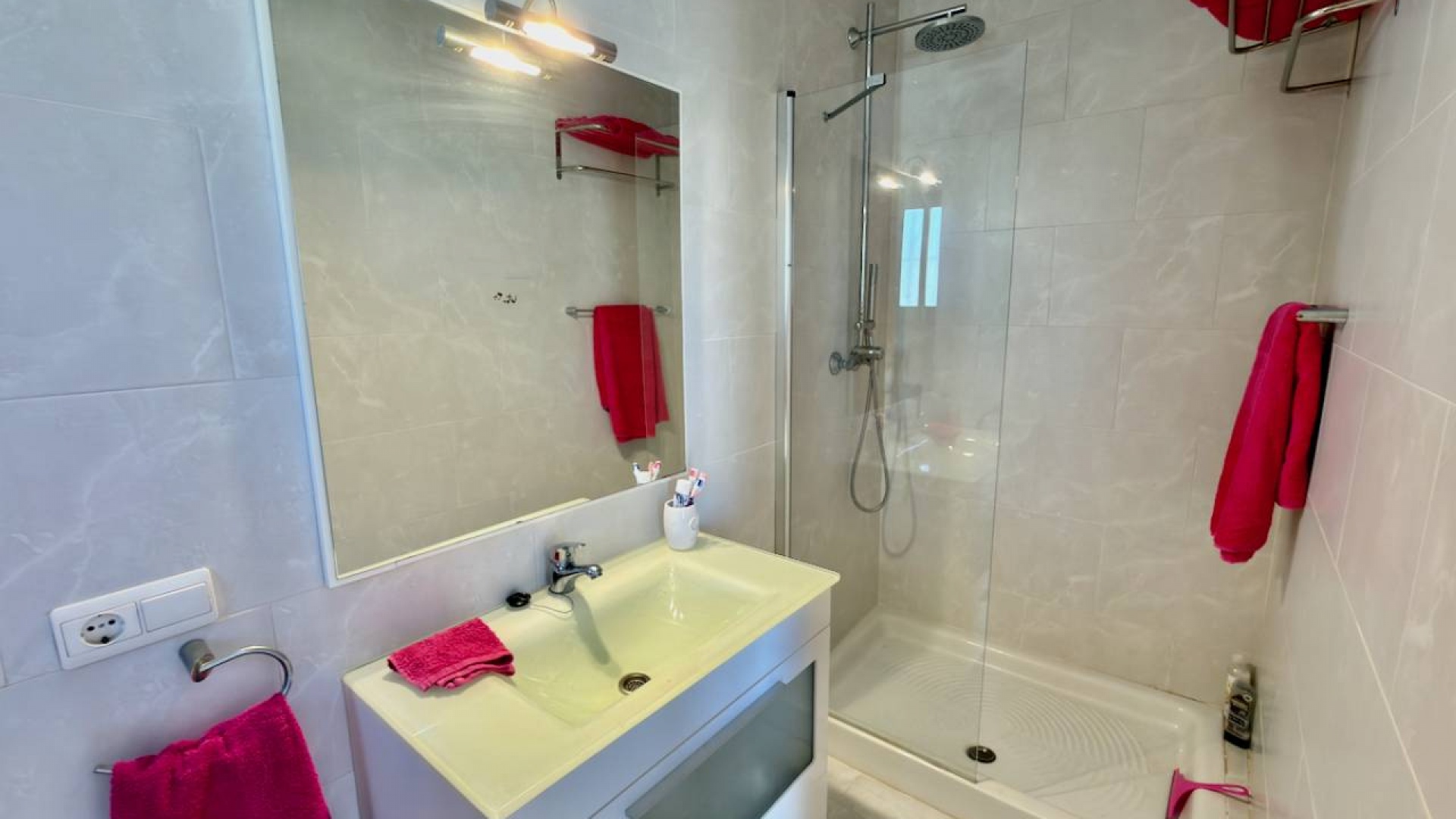 Återförsäljning - Villa - Ciudad Quesada