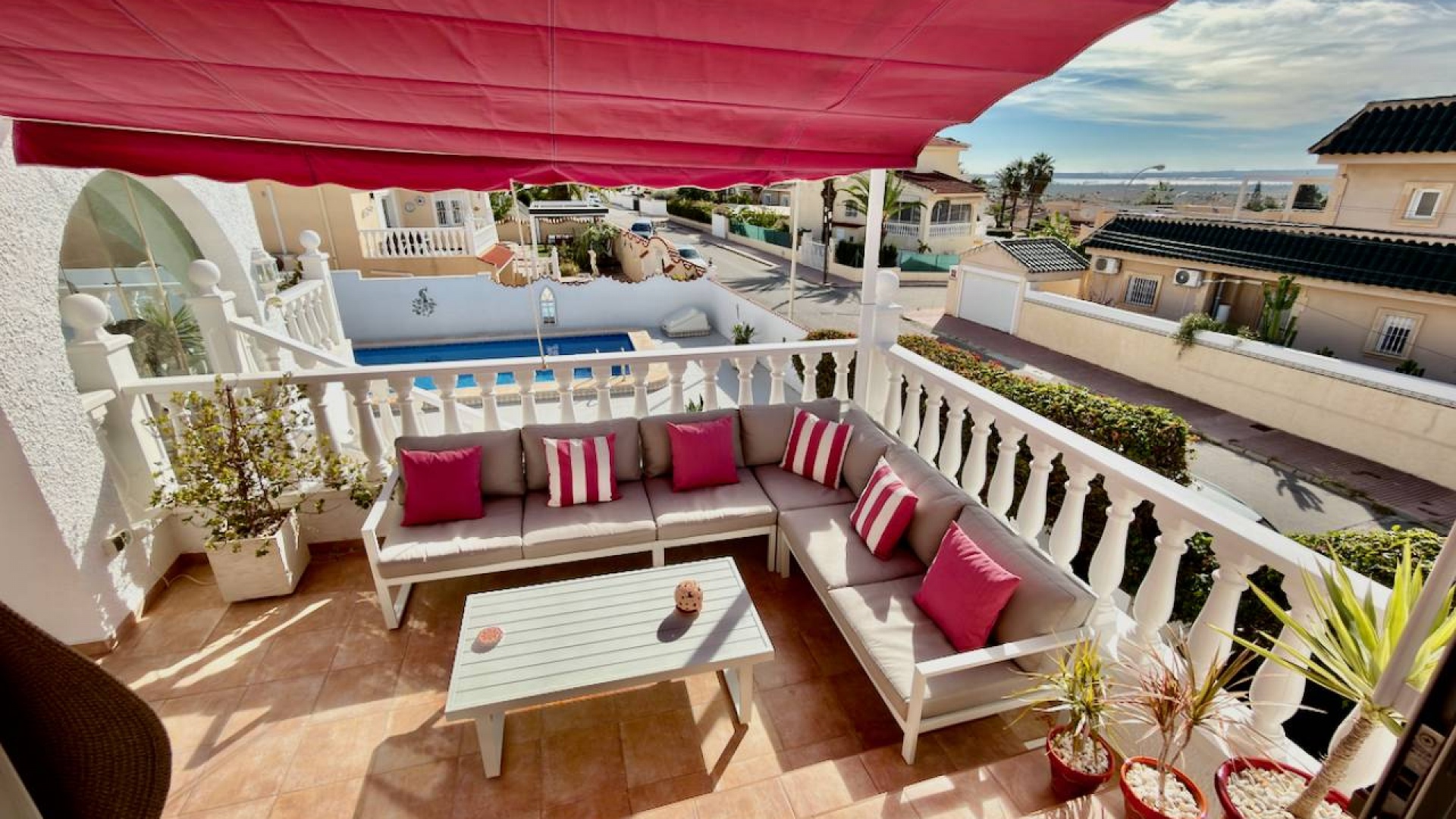 Återförsäljning - Villa - Ciudad Quesada