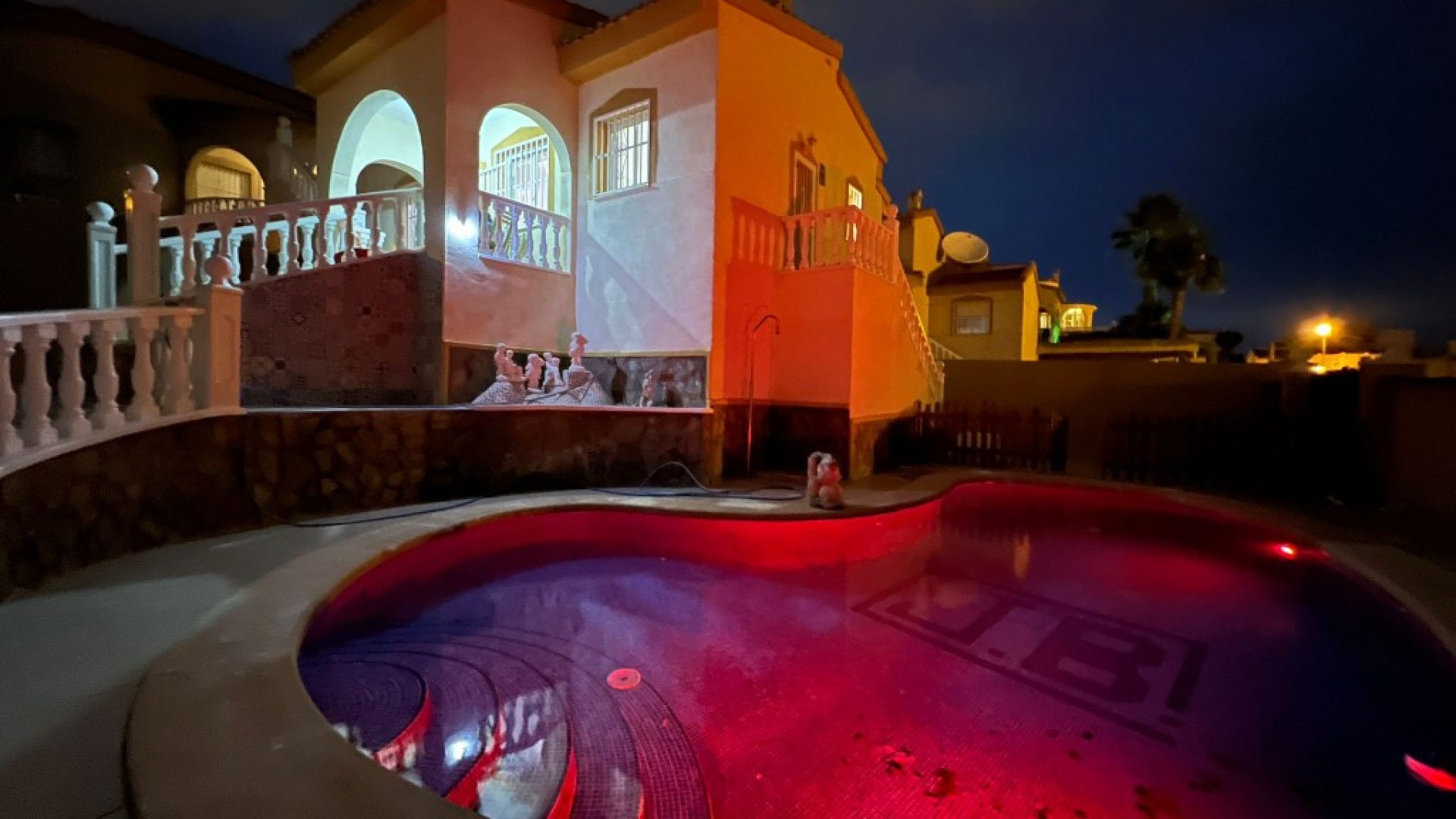 Återförsäljning - Villa - Ciudad Quesada