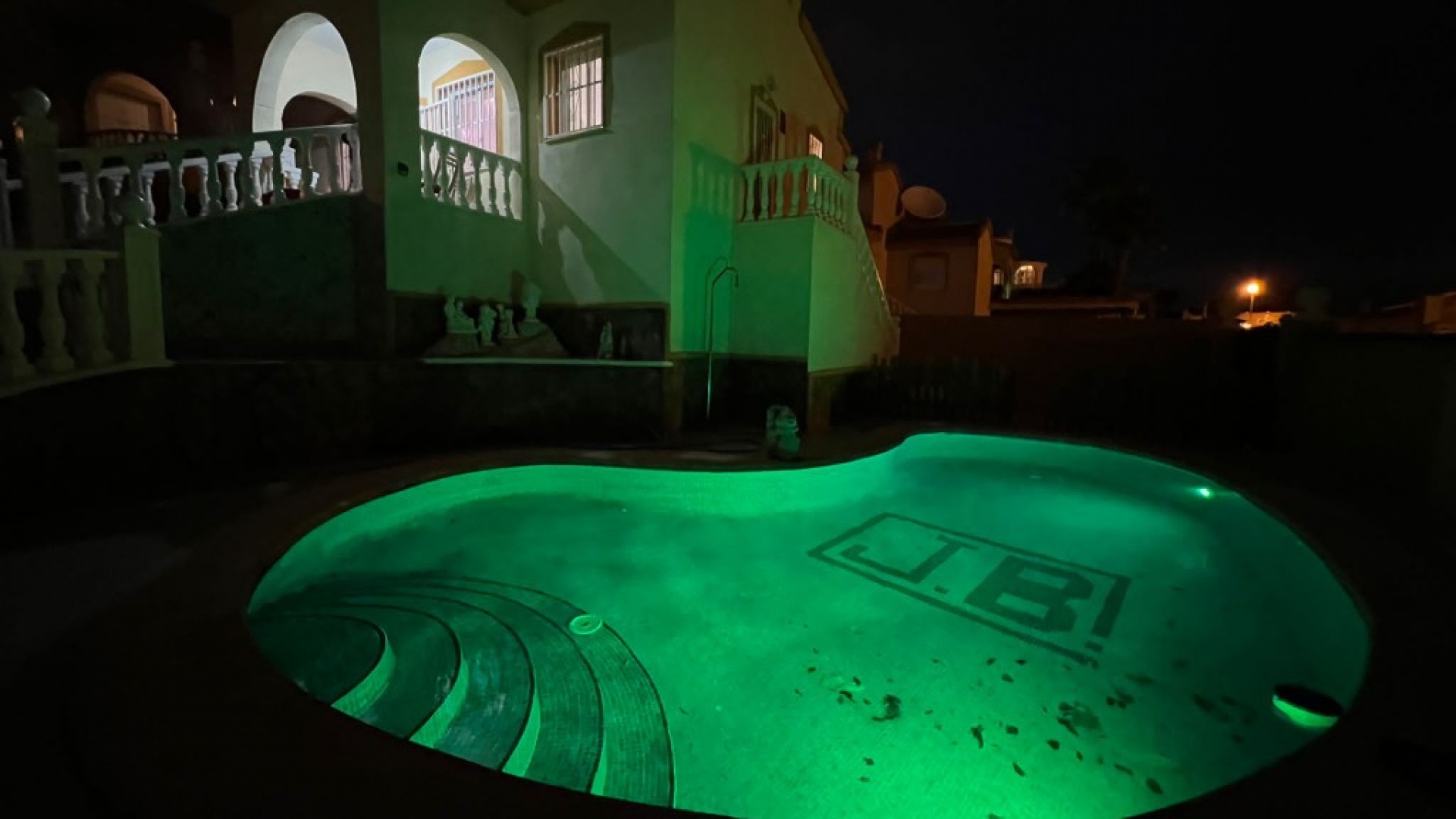 Återförsäljning - Villa - Ciudad Quesada