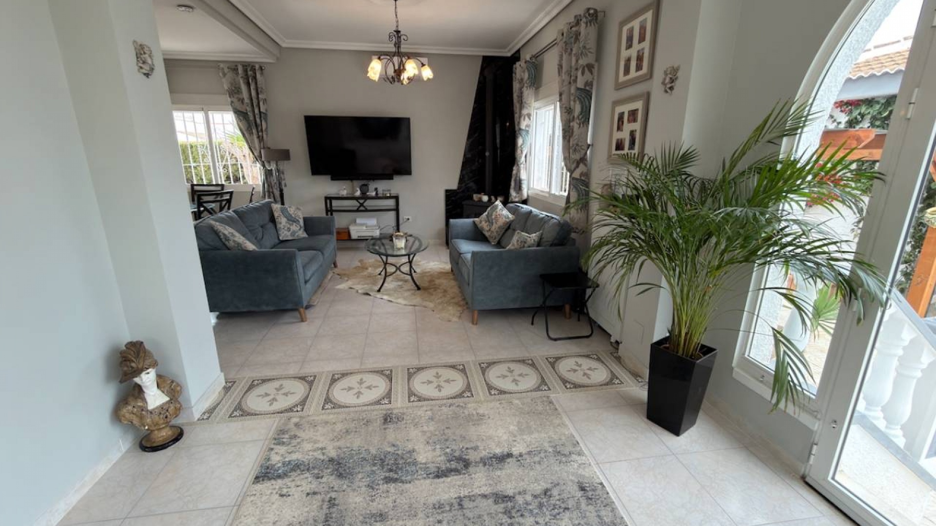 Återförsäljning - Villa - Ciudad Quesada