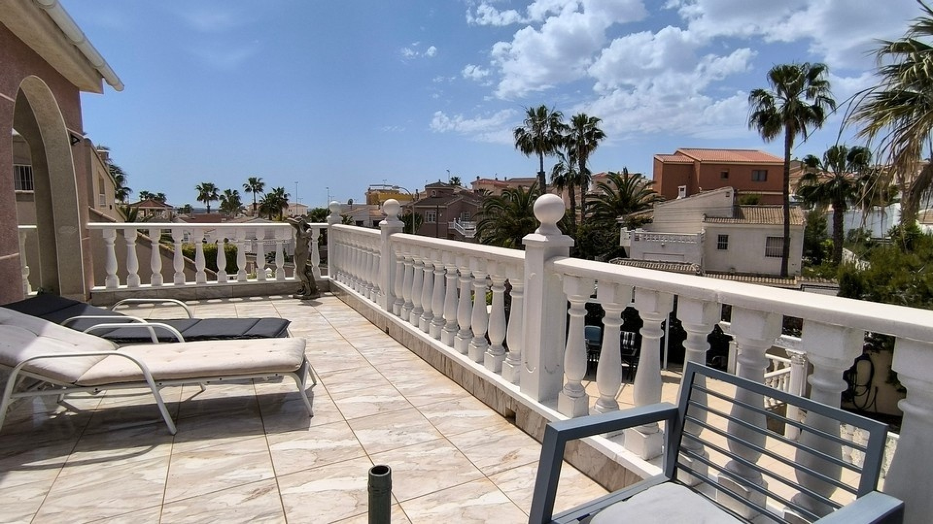 Återförsäljning - Villa - Ciudad Quesada
