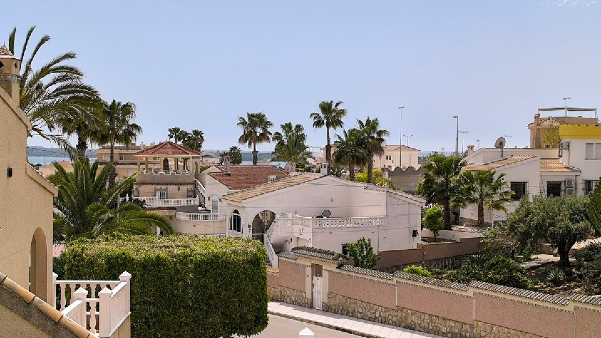 Återförsäljning - Villa - Ciudad Quesada