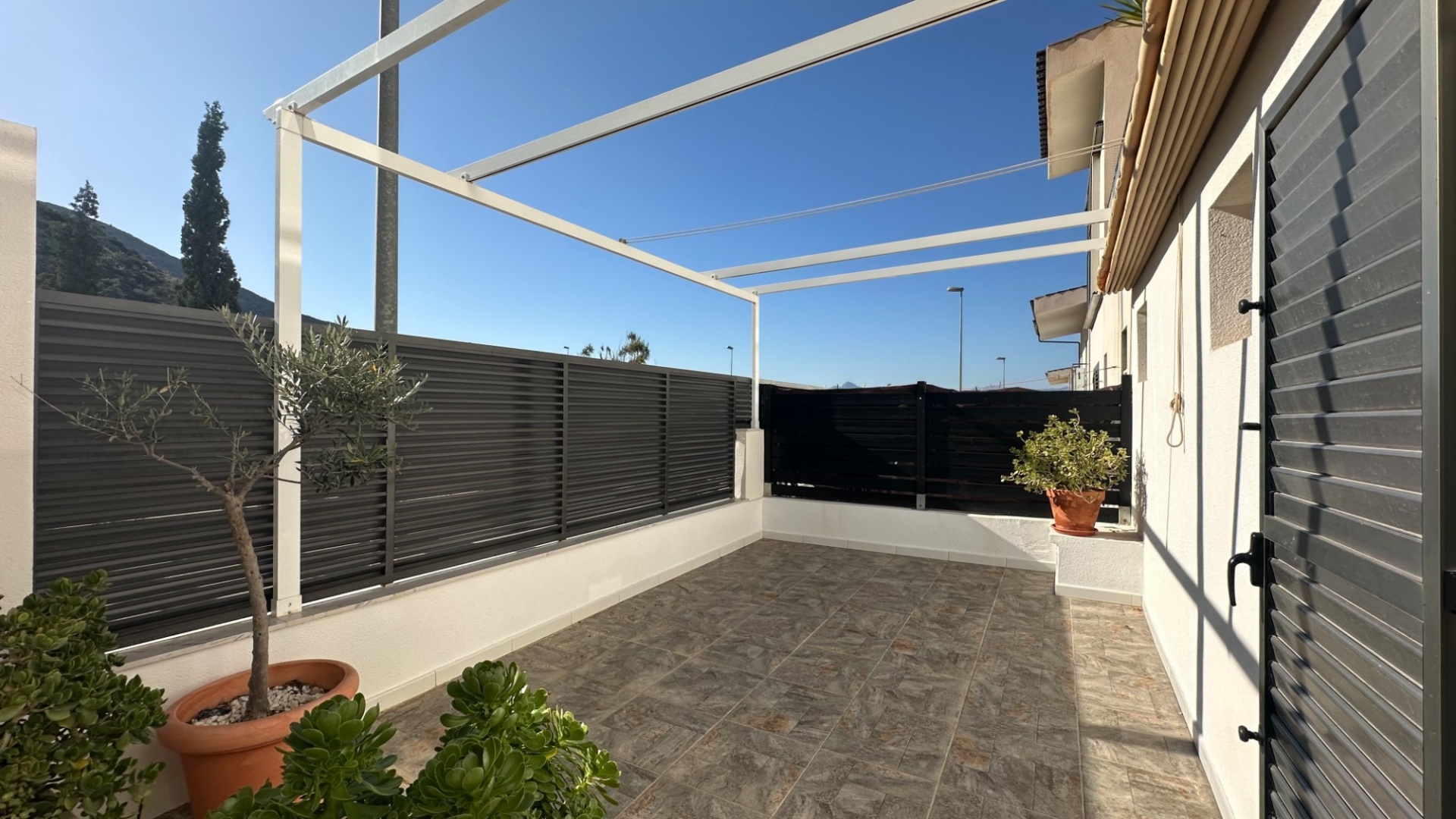 Återförsäljning - Villa - Cox - Cox - Country