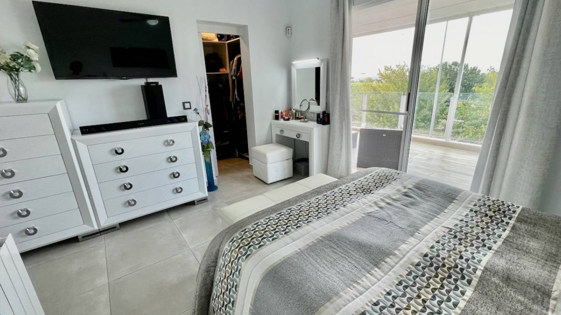 Återförsäljning - Villa - Daya Nueva