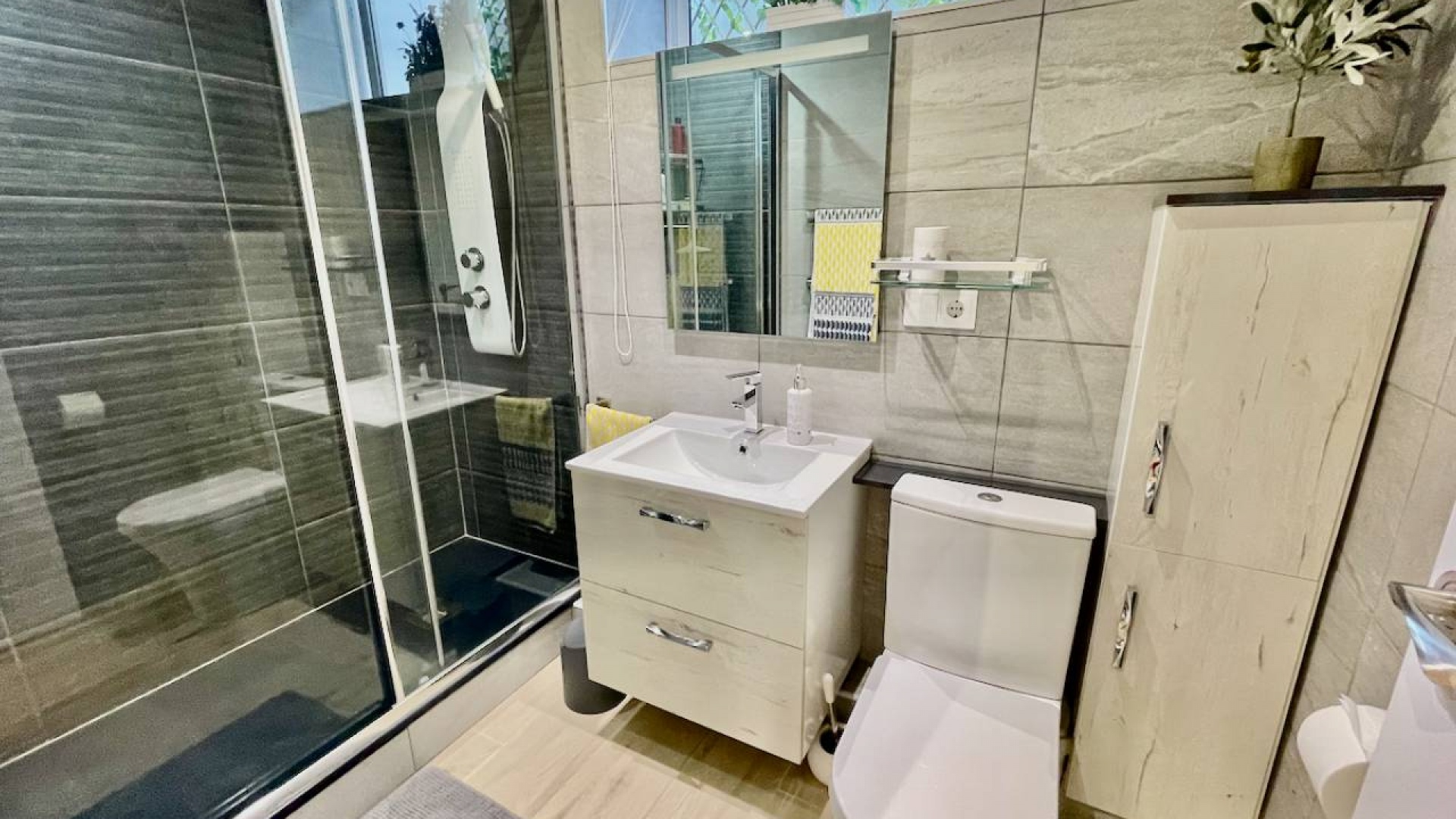 Återförsäljning - Villa - Daya Nueva