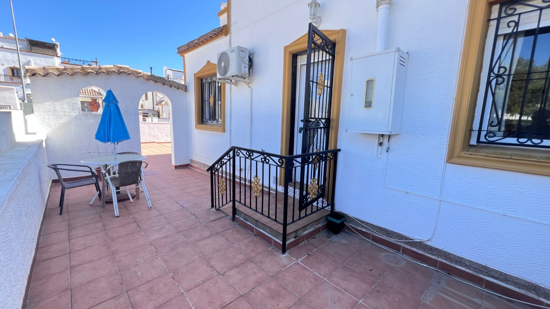 Återförsäljning - Villa - Entre Naranjo - Vistabella Golf