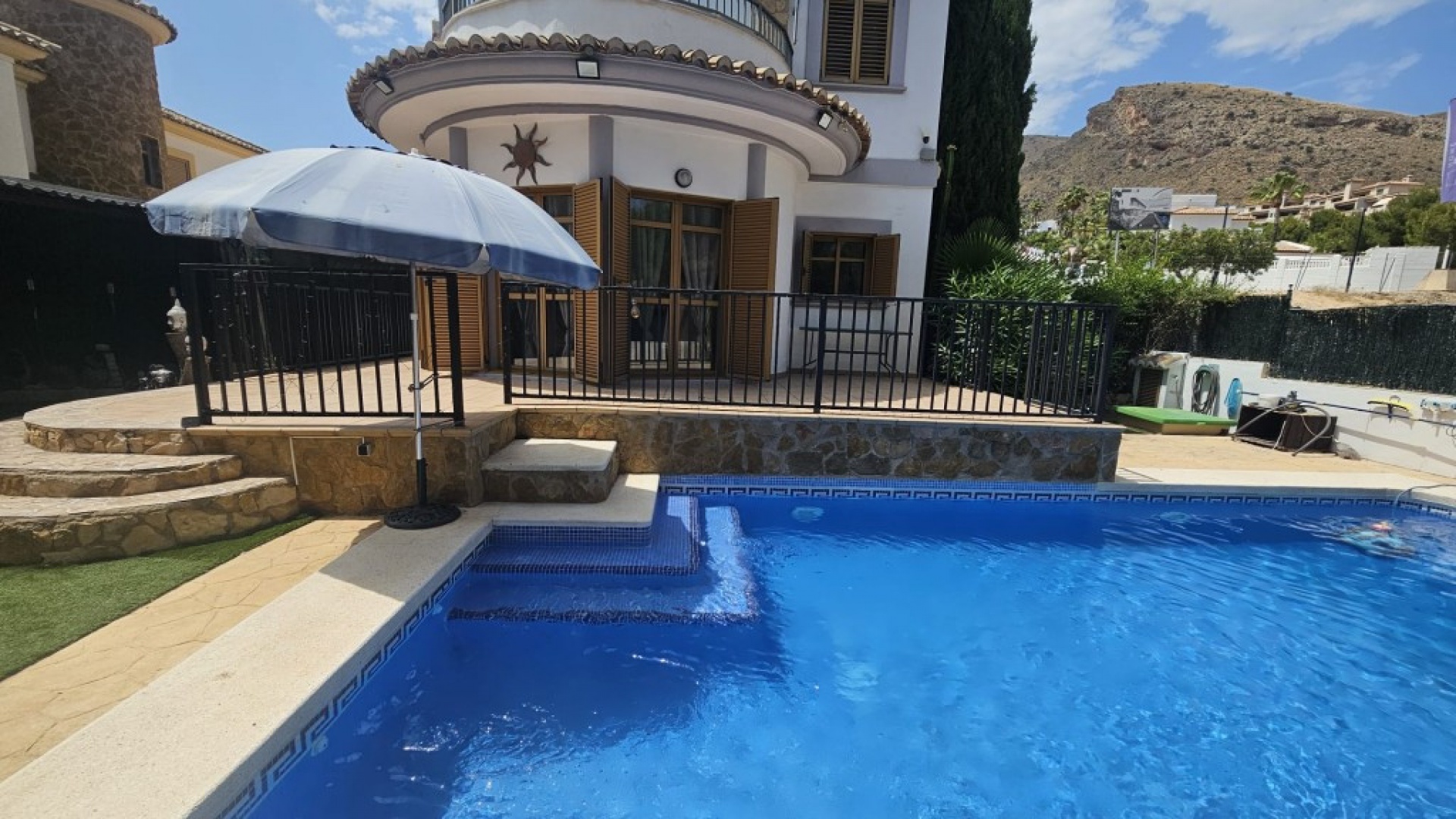 Återförsäljning - Villa - Finestrat