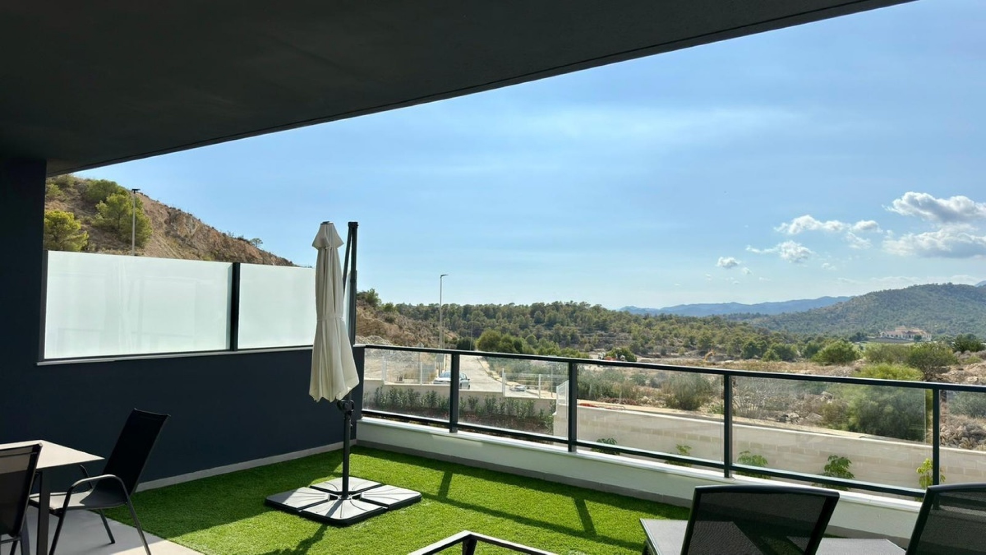 Återförsäljning - Villa - Finestrat