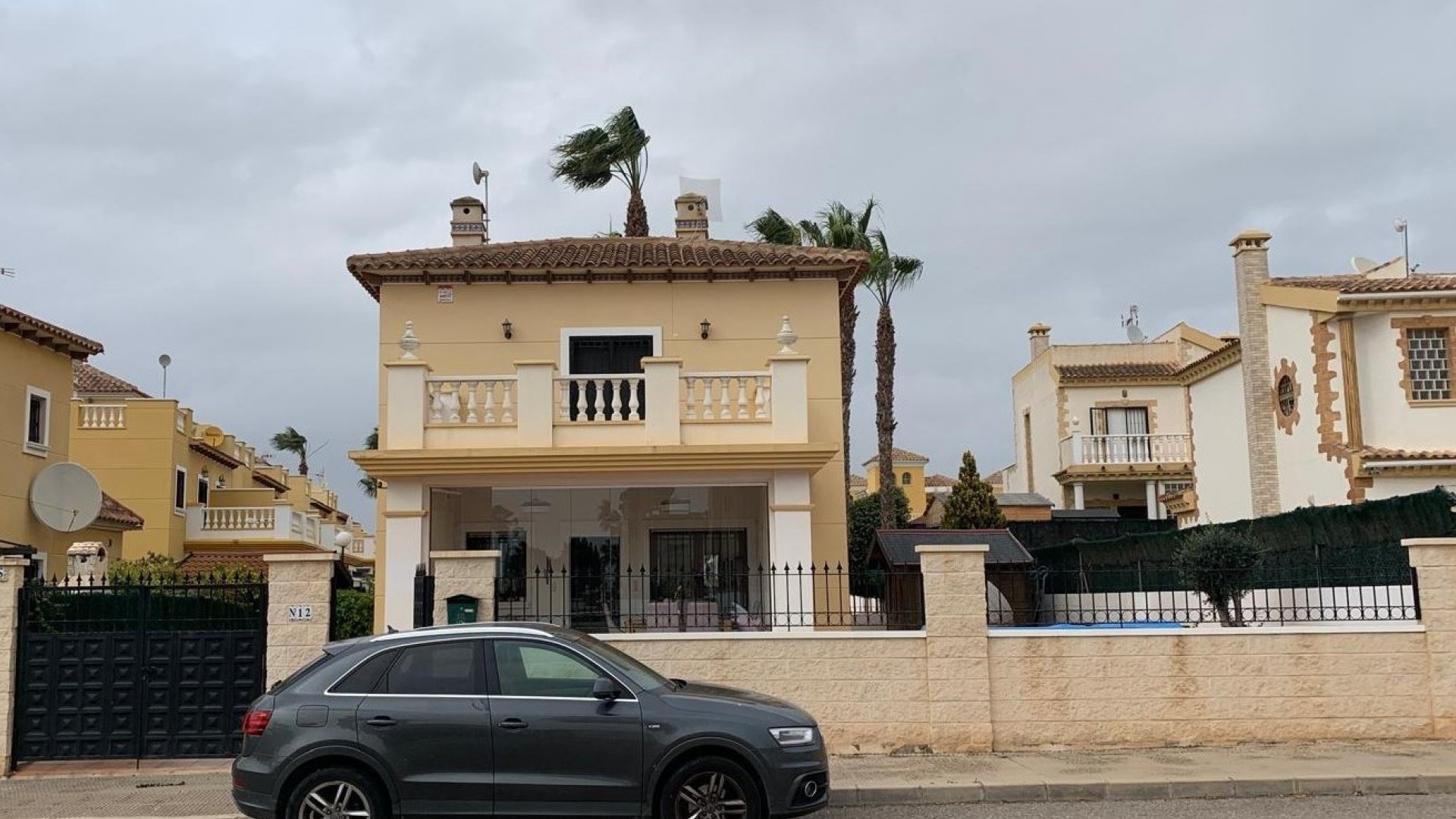 Återförsäljning - Villa - Guardamar del Segura - El Raso