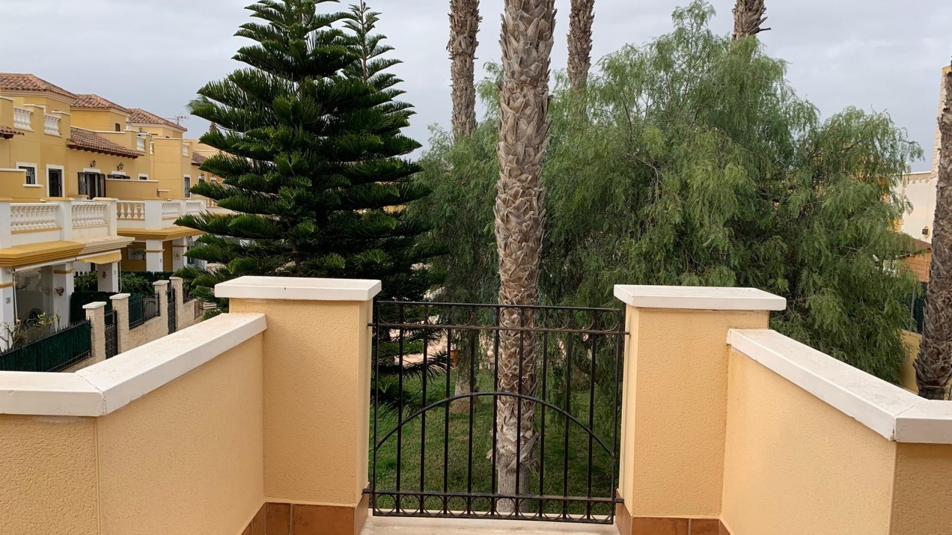 Återförsäljning - Villa - Guardamar del Segura - El Raso